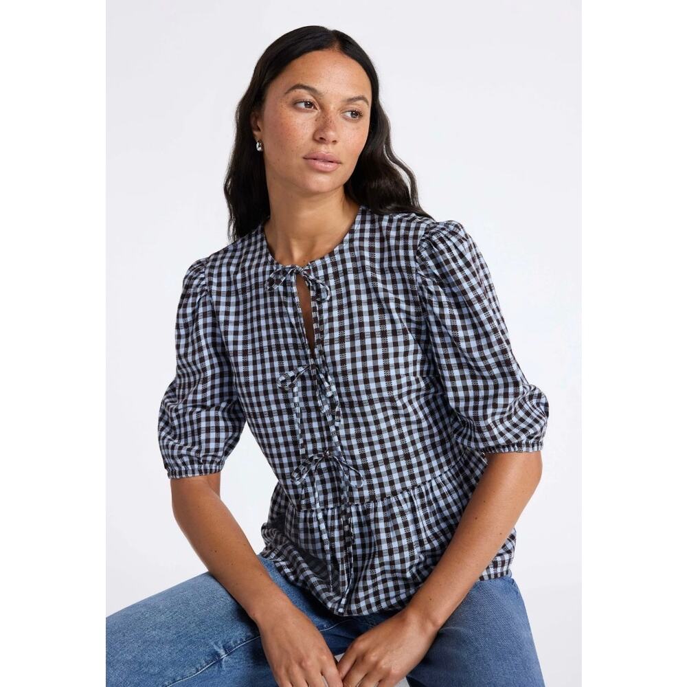 Time and Tru Women's XS Tie Front Peplum Top Short Puff Sleeves Split neckline